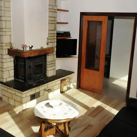 Holiday home In With Garden, Cleaning Included
